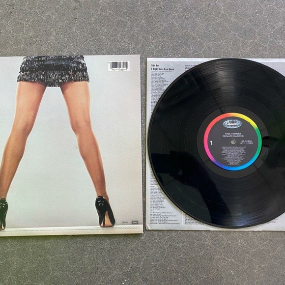 TINA TURNER Private Dancer 1984 Capitol LP ST-12330 EXC - Picture 3 of 3